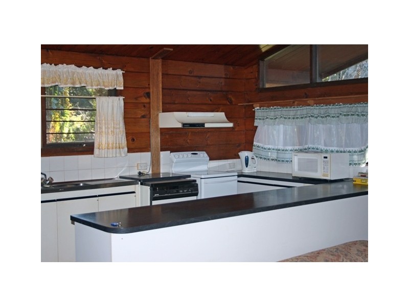 2 Licuala Drive, North Tamborine QLD 4272