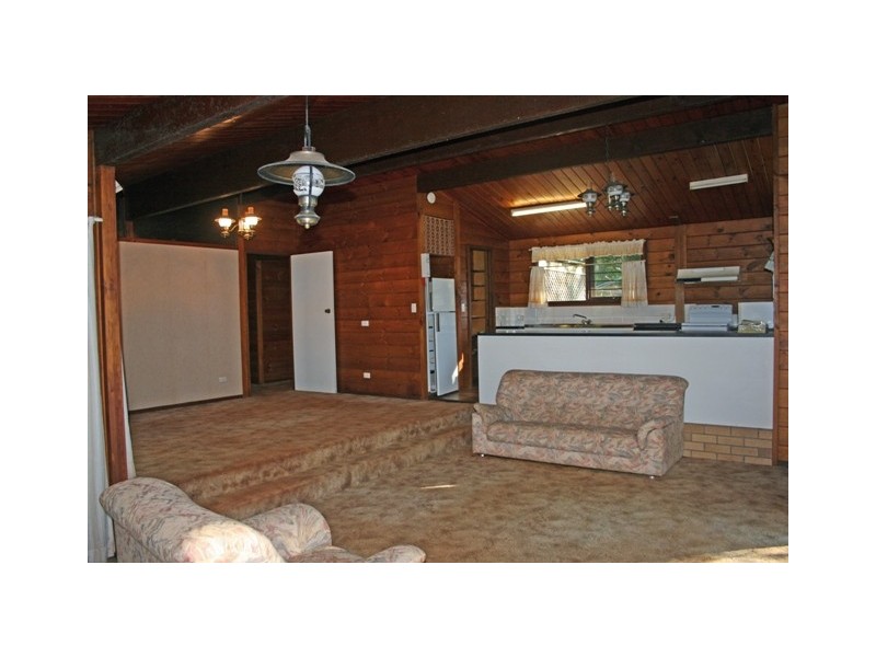 2 Licuala Drive, North Tamborine QLD 4272