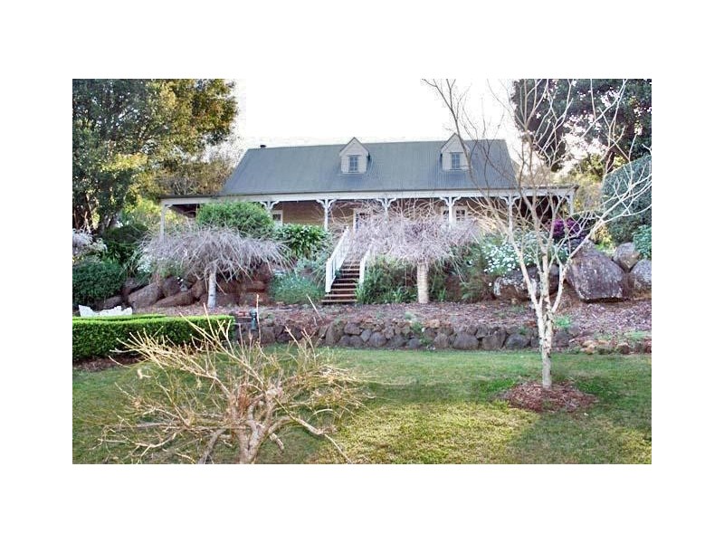 2 Contour Road, Eagle Heights QLD 4271