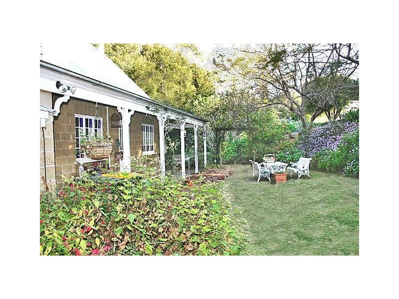 2 Contour Road, Eagle Heights QLD 4271