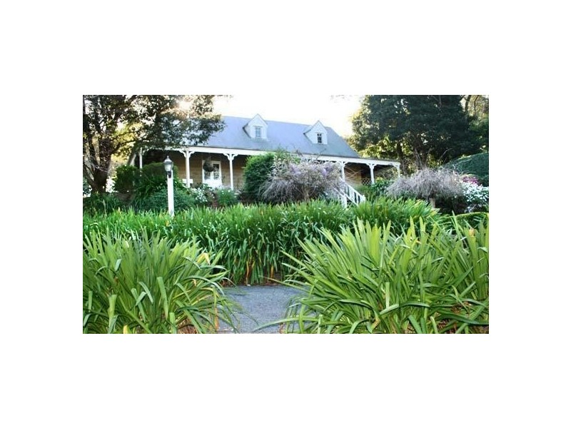 2 Contour Road, Eagle Heights QLD 4271