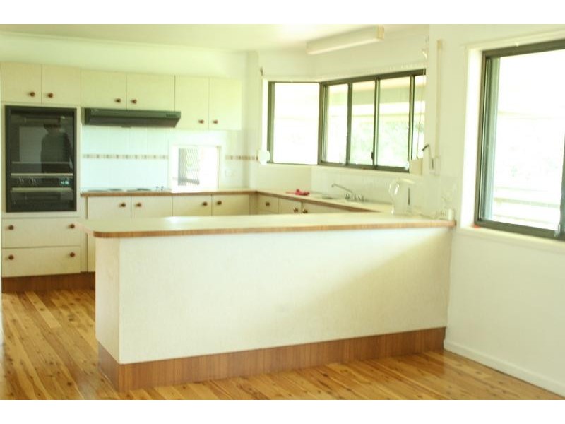 2 Shiloh Drive, North Tamborine QLD 4272