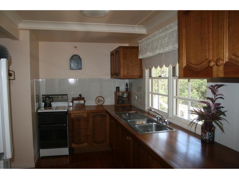 Eagle Heights QLD 4271