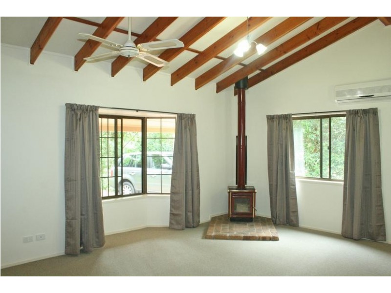 Eagle Heights QLD 4271