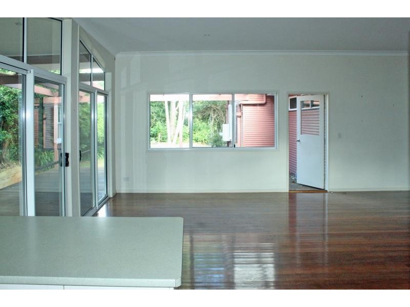 Eagle Heights QLD 4271