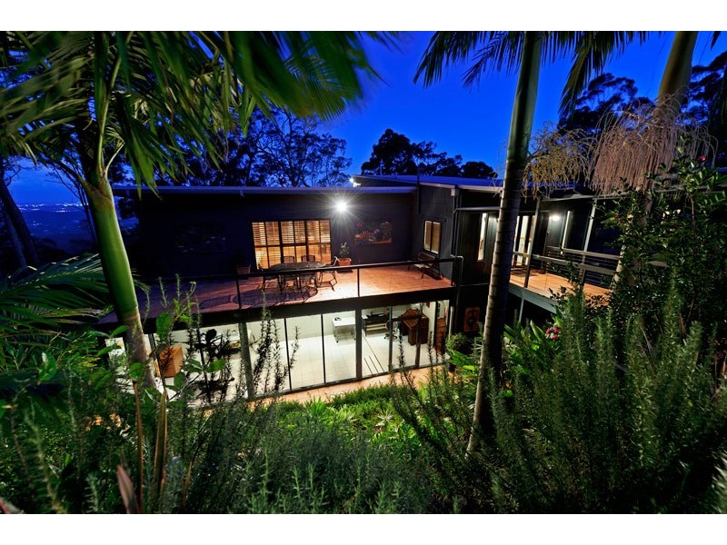 29 Eagles Retreat Place, Tamborine Mountain QLD 4272