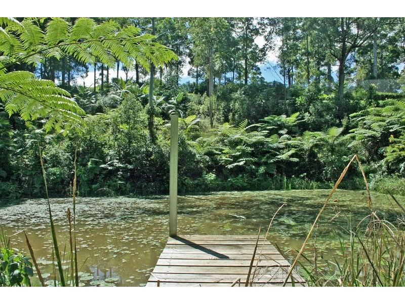 19 Eagles Retreat Place, Eagle Heights QLD 4271