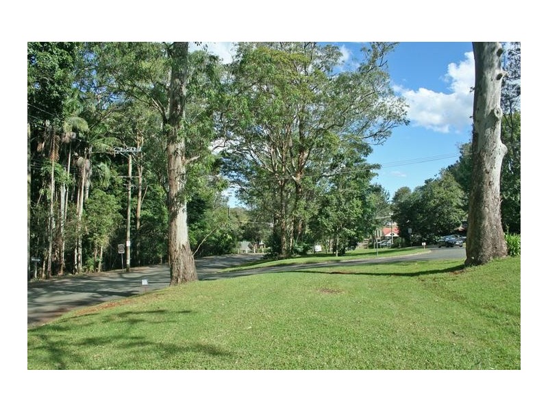 10 Main Street, North Tamborine QLD 4272