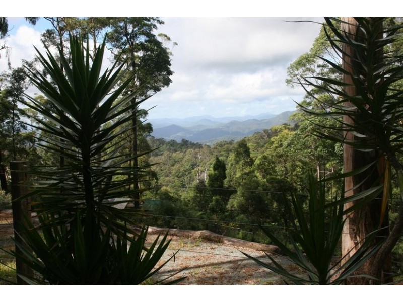 185 Wongawallan Road, Eagle Heights QLD 4271