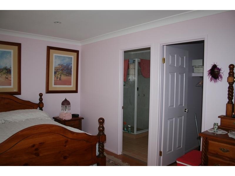 Eagle Heights QLD 4271
