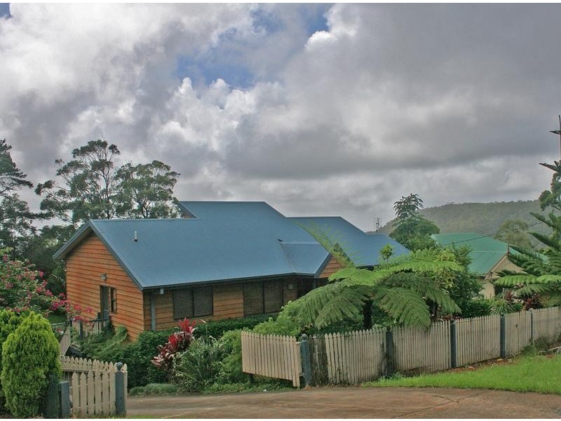 8 Saguaro Court, Eagle Heights QLD 4271