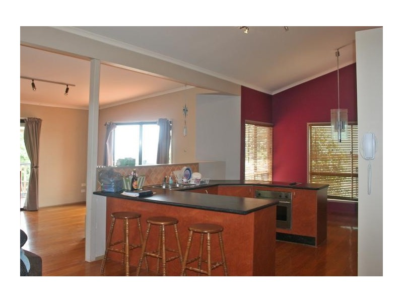 8 Saguaro Court, Eagle Heights QLD 4271