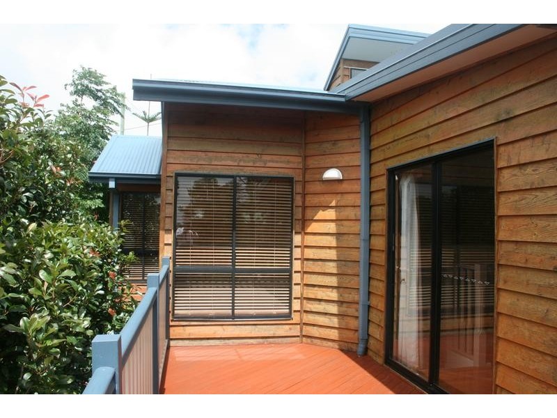 8 Saguaro Court, Eagle Heights QLD 4271