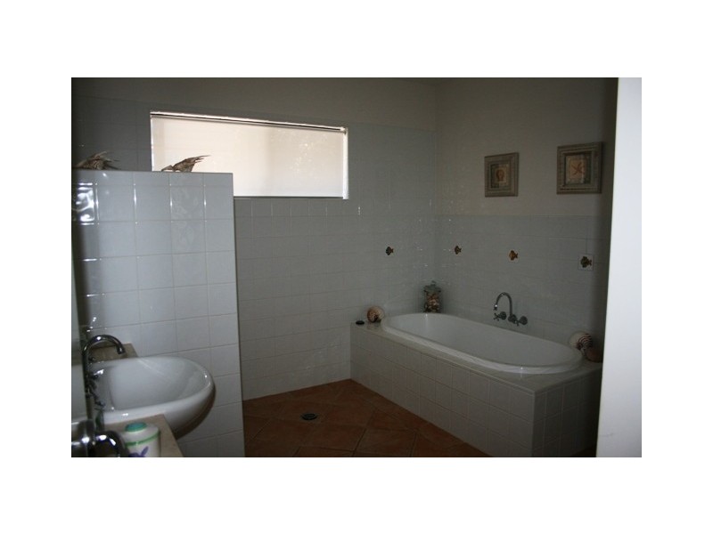 Eagle Heights QLD 4271