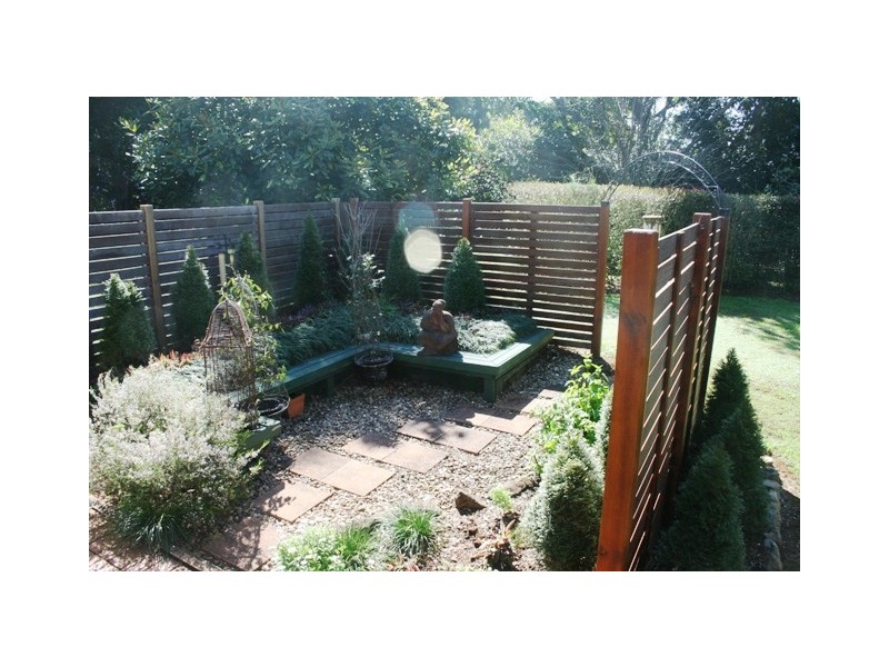 Eagle Heights QLD 4271