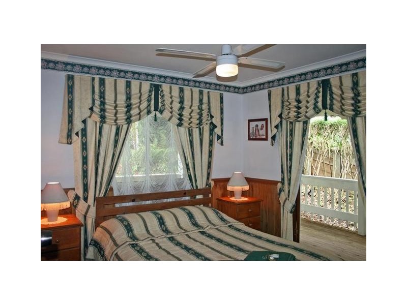 53 Long Road, Eagle Heights QLD 4271