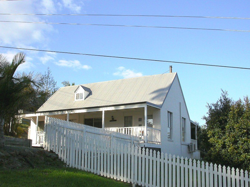 69 Magnetic Drive, Eagle Heights QLD 4271