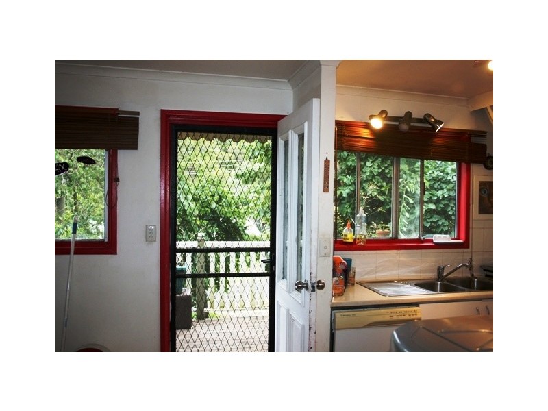 Eagle Heights QLD 4271