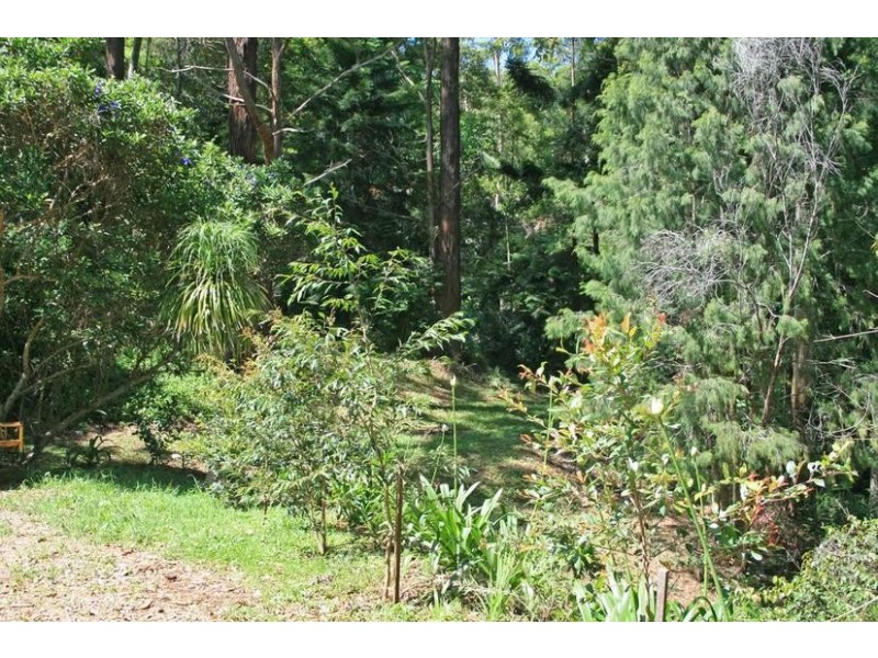 16 Kinabalu Drive, Eagle Heights QLD 4271