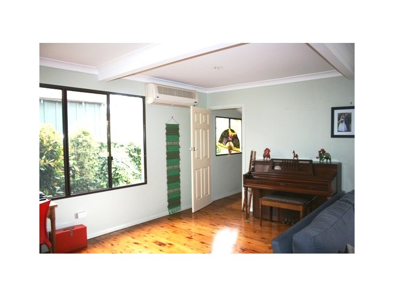 28 Stradbroke Avenue, Eagle Heights QLD 4271