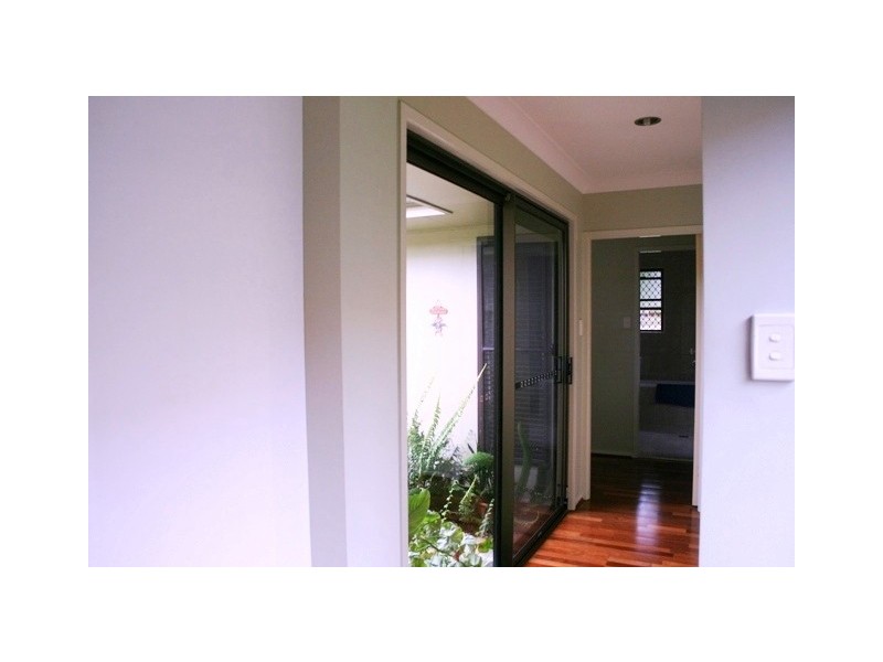 28 Stradbroke Avenue, Eagle Heights QLD 4271