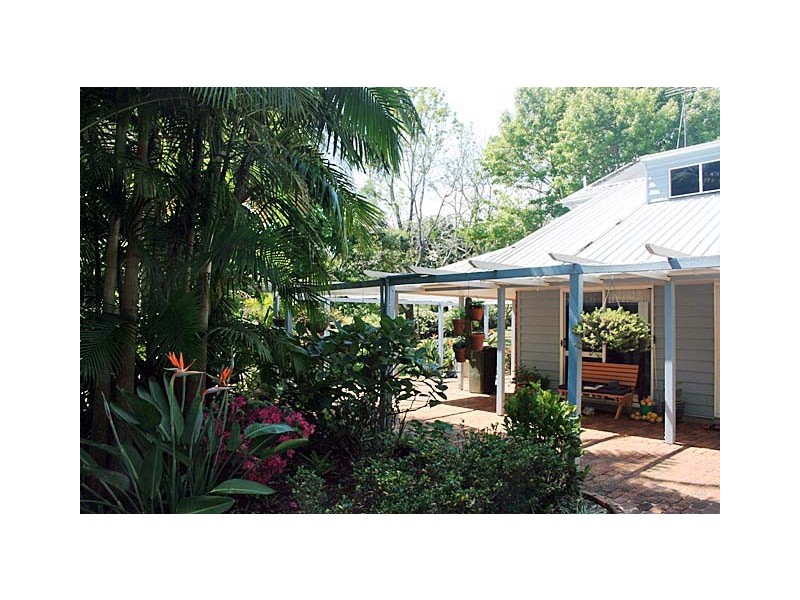 2 Power Parade, Tamborine Mountain QLD 4272