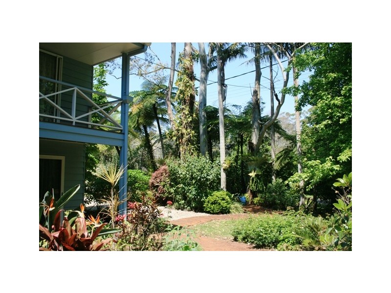 2 Power Parade, Tamborine Mountain QLD 4272