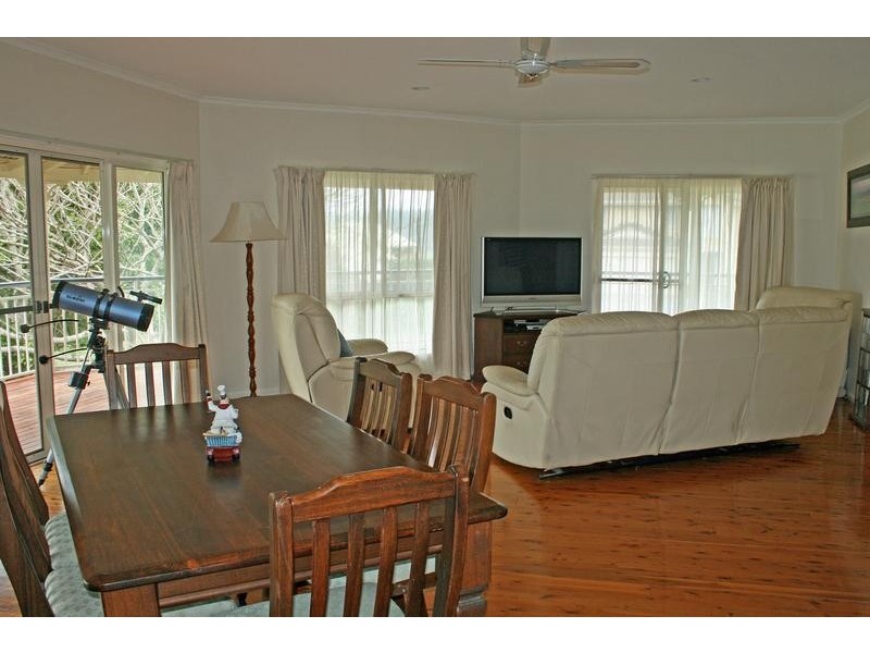 20. JUSTIN AVENUE, North Tamborine QLD 4272