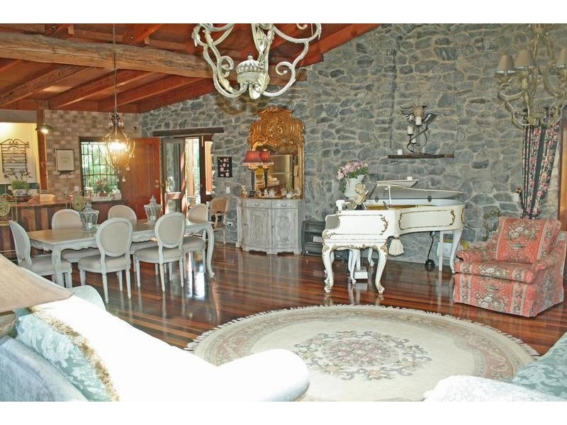 70 Wongawallan Road, Eagle Heights QLD 4271