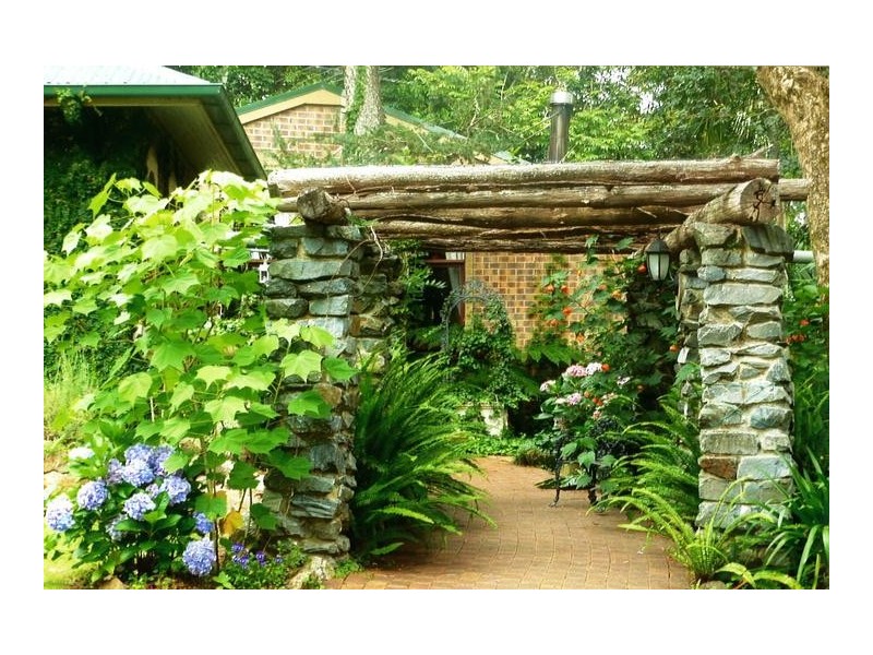 70 Wongawallan Road, Eagle Heights QLD 4271