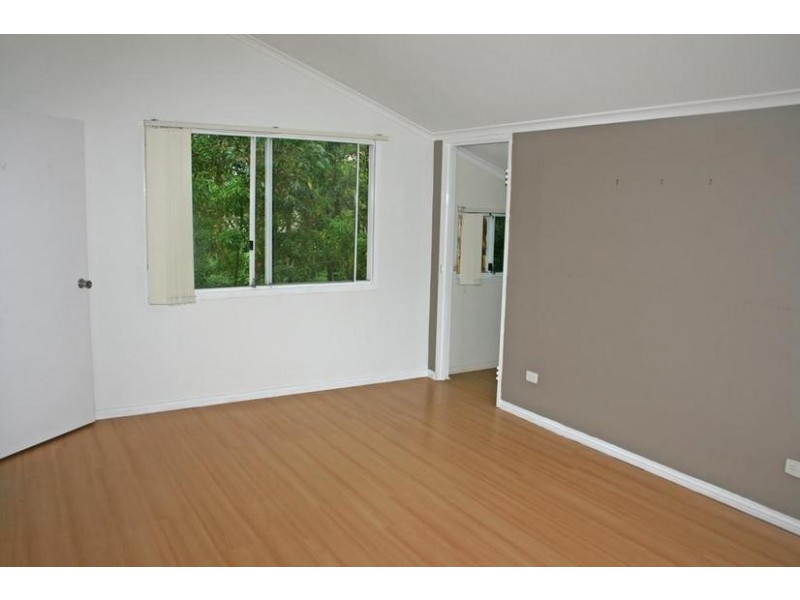 Eagle Heights QLD 4271