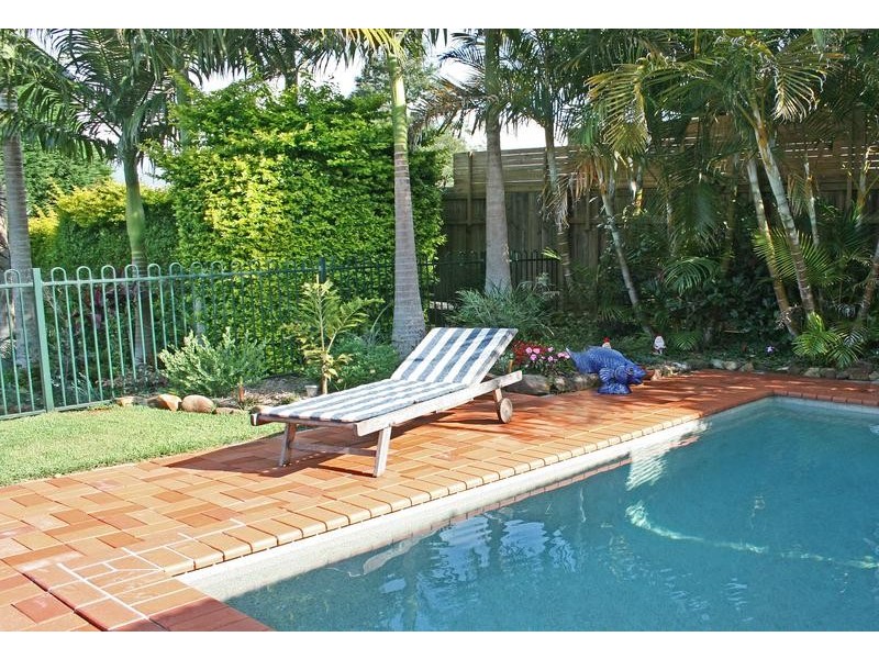 11 LAMINGTON PARADE, Tamborine Mountain QLD 4272