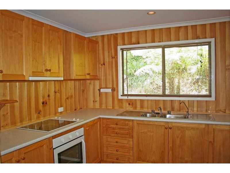 14 Kamet Court, Eagle Heights QLD 4271