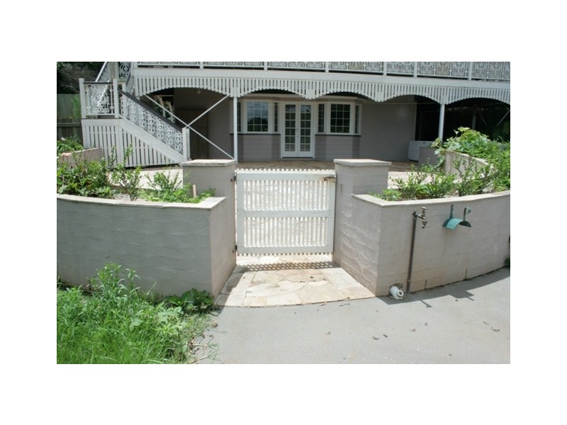 Eagle Heights QLD 4271