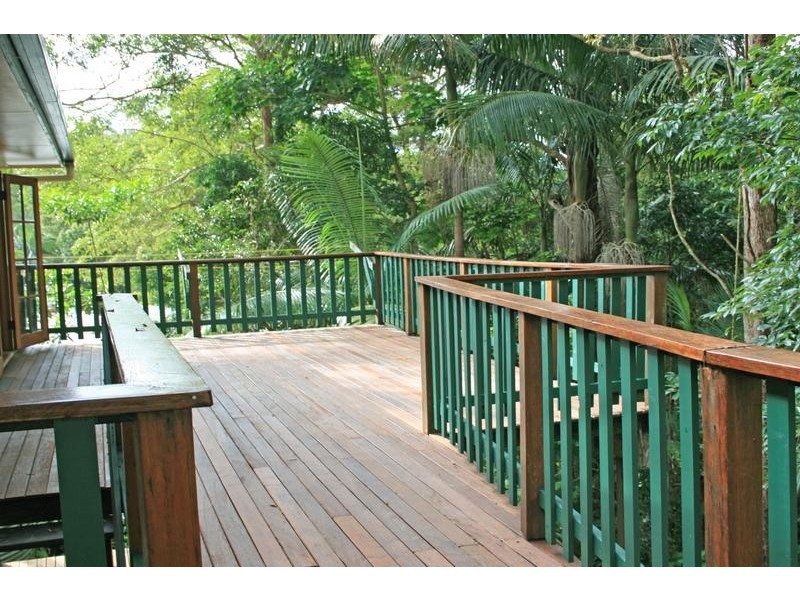 9 Kinabalu Drive, Eagle Heights QLD 4271