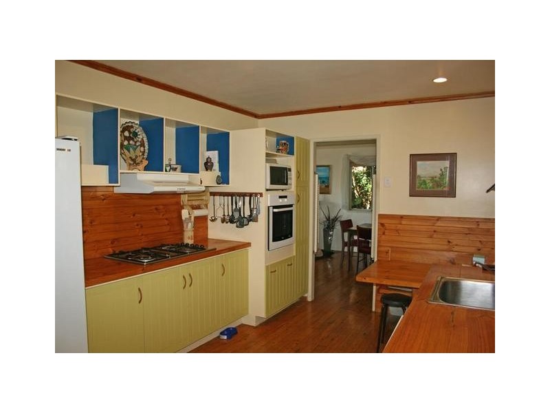 17 Kalmia Court, Tamborine Mountain QLD 4272