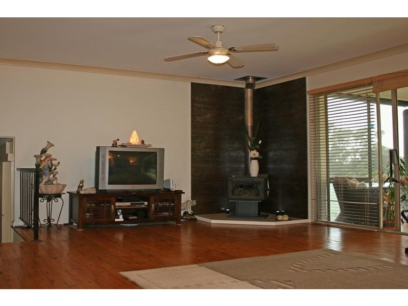 17 Kalmia Court, Tamborine Mountain QLD 4272