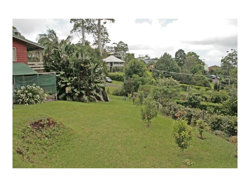 18 Cayambe Court, Eagle Heights QLD 4271