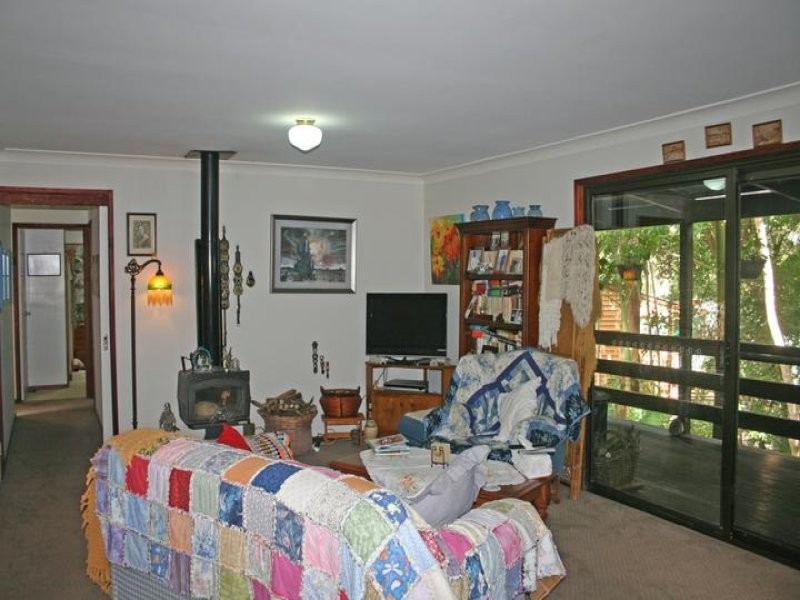 4 Orchis Drive, Eagle Heights QLD 4271