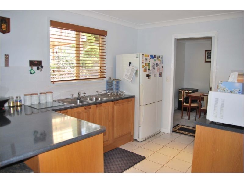 116 Contour Road, Eagle Heights QLD 4271