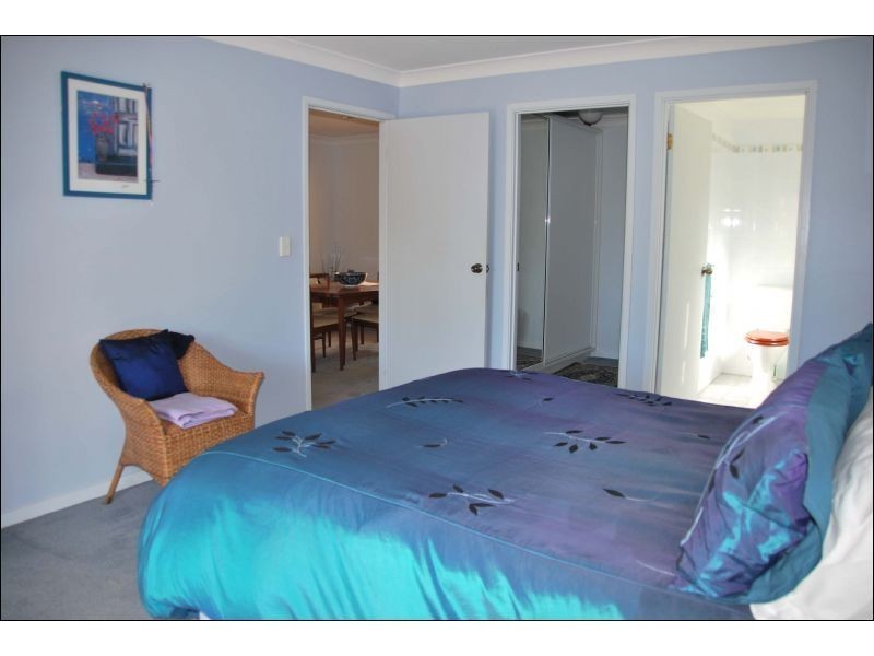 116 Contour Road, Eagle Heights QLD 4271
