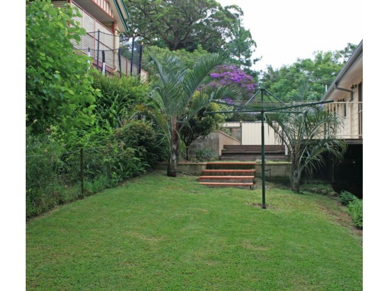 116 Contour Road, Eagle Heights QLD 4271