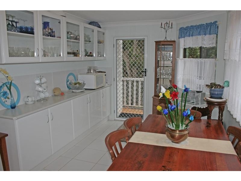 23 Ocean View Pde, Tamborine Mountain QLD 4272