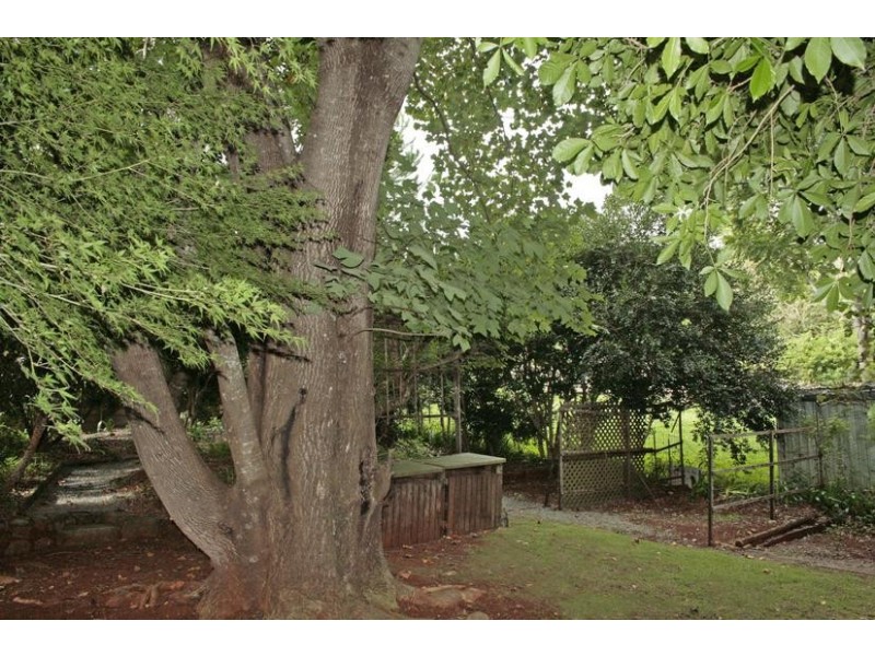 23 Ocean View Pde, Tamborine Mountain QLD 4272