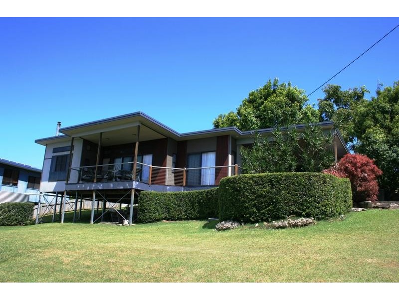 Eagle Heights QLD 4271