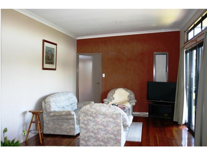 Eagle Heights QLD 4271