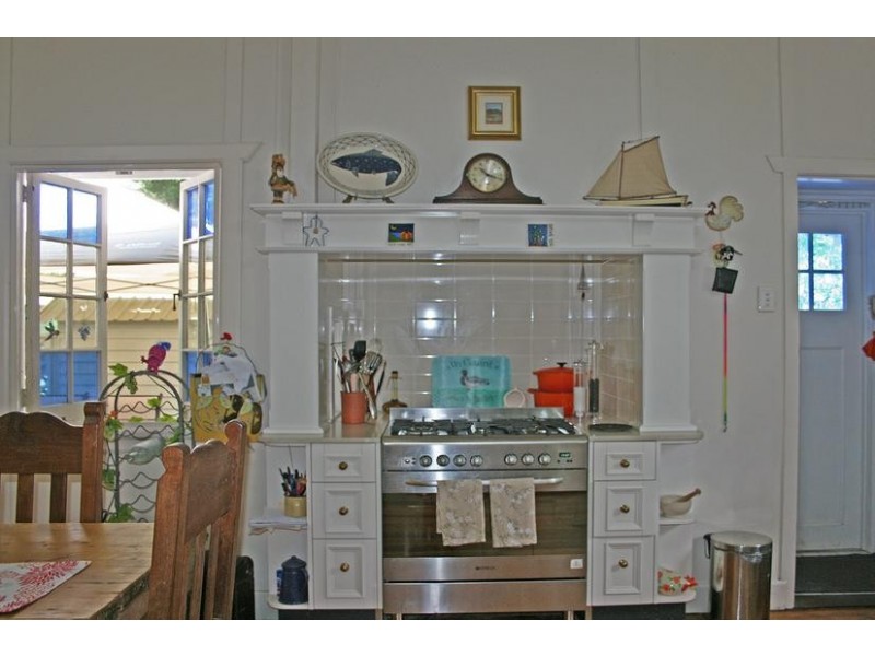 77 Freemont Drive, North Tamborine QLD 4272