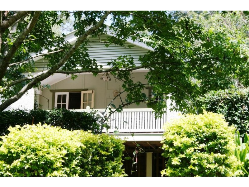 77 Freemont Drive, North Tamborine QLD 4272