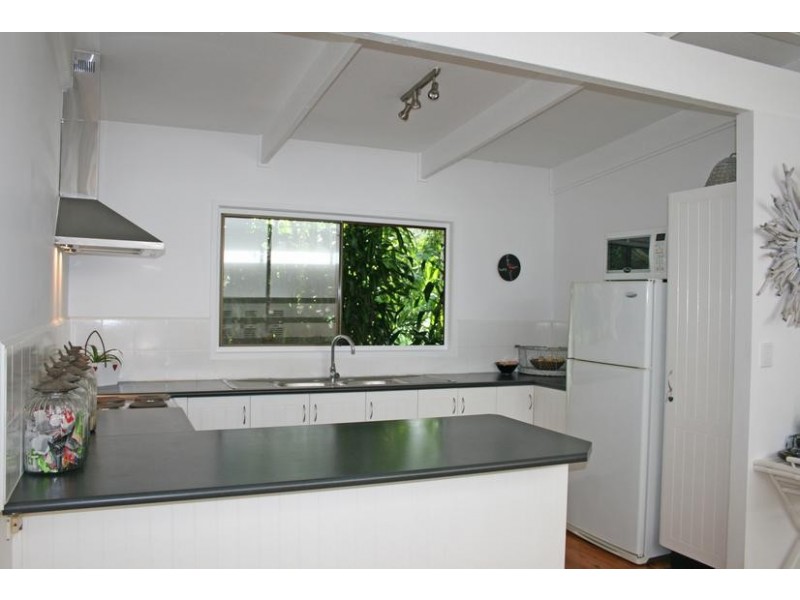 38 Dapsang Drive, Tamborine Mountain QLD 4272