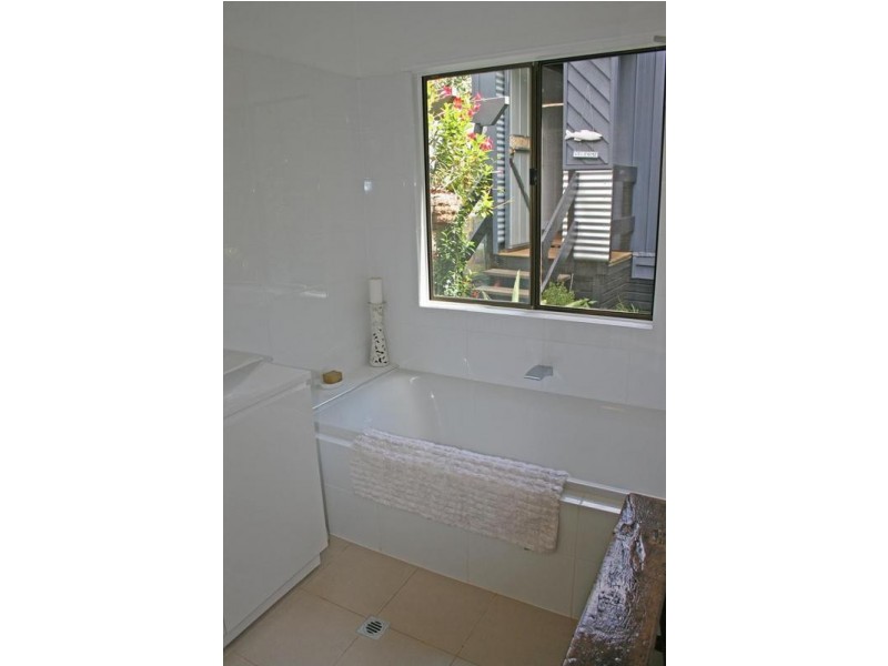 38 Dapsang Drive, Tamborine Mountain QLD 4272